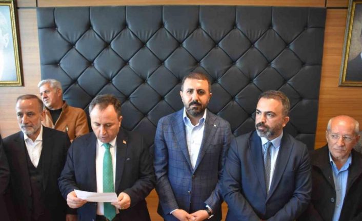 CHP Bitlis Belediye Başkan Adayı AK Parti’ye geçti
