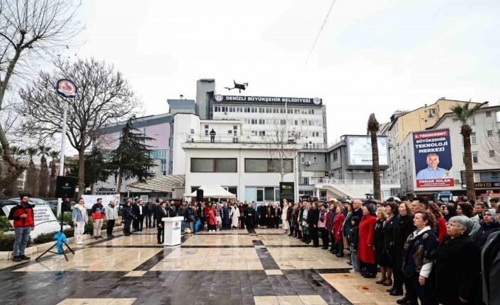 Denizlili kadınlar Atatürk’ü unutmadı