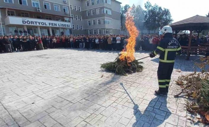 Dörtyol’da öğrencilere ve personellere yangın eğitimi verildi