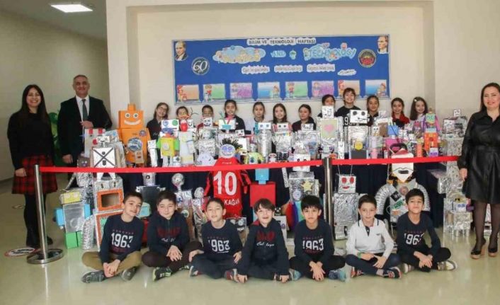 Gaziantep Kolej Vakfı Özel Okullarında Bilim ve Teknoloji haftası kutlandı