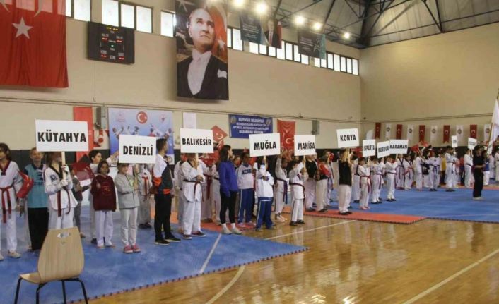 Kuyucak’ta Taekwondo rüzgarı esti