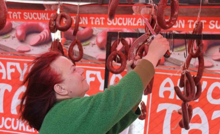 Türkiye’nin farklı illerinden gelen ürünler ’üreticiden tüketiciye’ sloganıyla tanıtılıyor