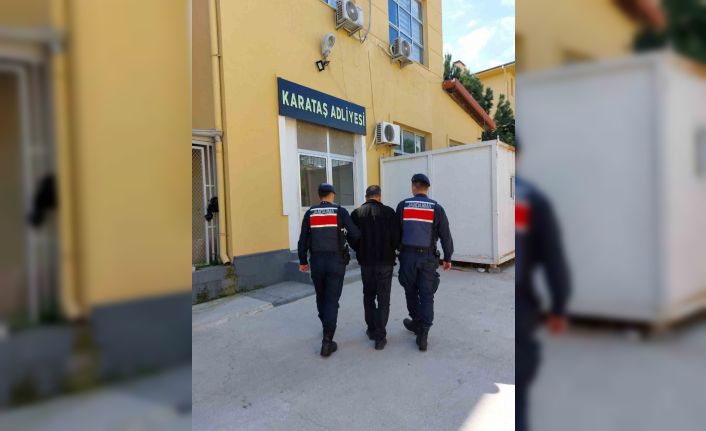 Adana’da 27 yıl kesinleşmiş hapis cezasıyla aranan hükümlü yakalandı