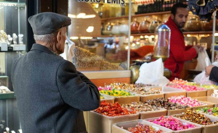 Bayram öncesi şeker ve çikolataya yoğun talep