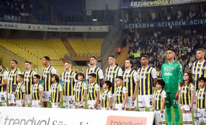 Fenerbahçe 3 branşta şampiyonluğa oynuyor