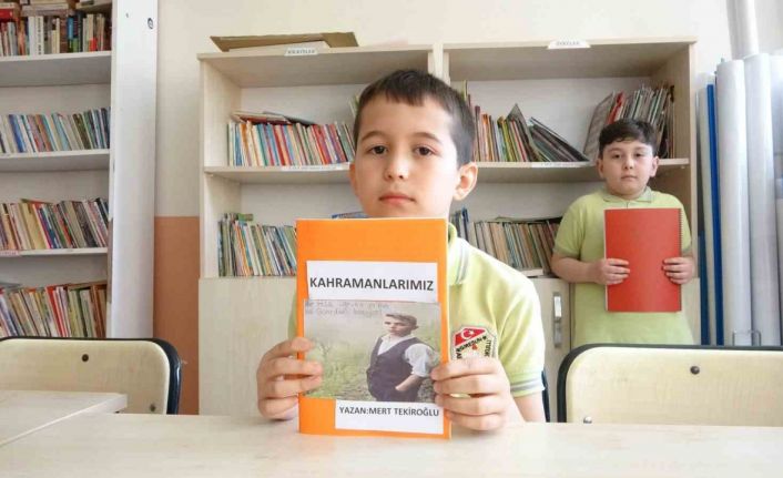 Giresunlu öğrencilerden 30 kahraman için 30 el yazması kitap