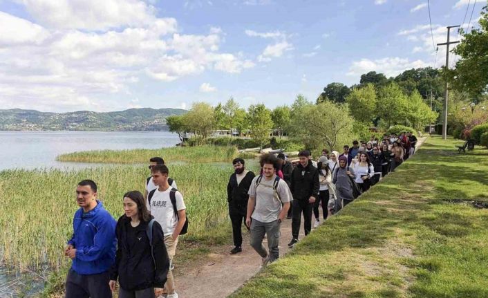 Uzunkum sahilini keşfettiler