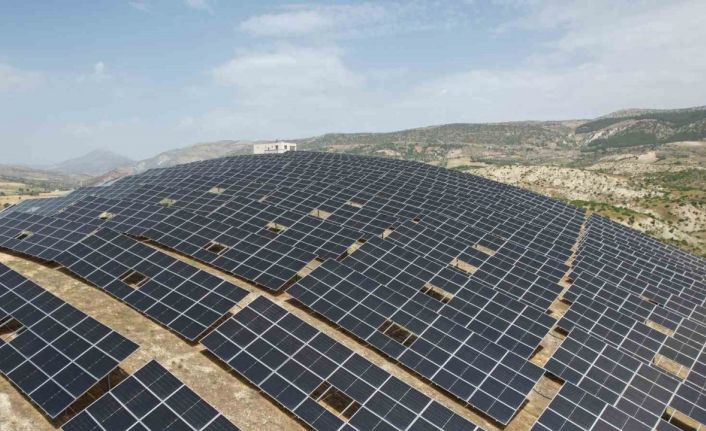 Adıyaman güneşini enerjiye çeviriyor