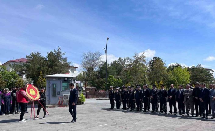 Ahlat’ta Gençlik Haftası kutlamaları başladı