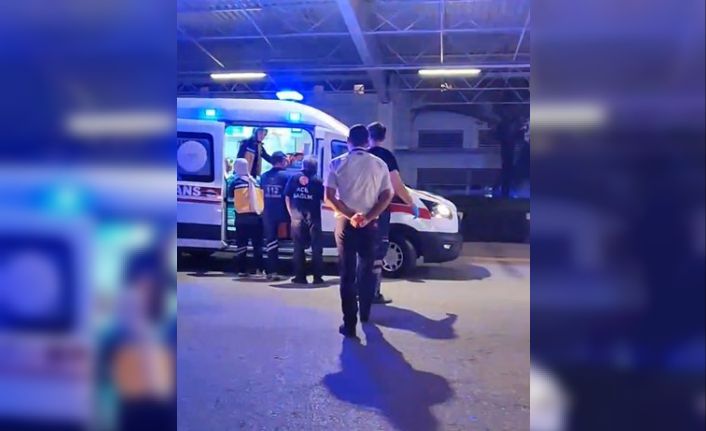 Antalya Havalimanı’nda zehirlenme şüphesiyle 42 personel hastaneye kaldırıldı