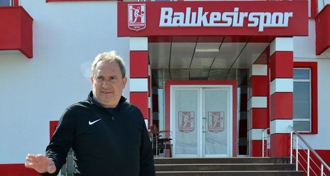 Balıkesirspor’un efsane kaptanlarından Can Cangök vefat etti