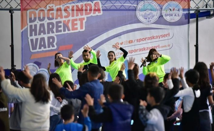 Büyükşehir Spor AŞ’den Pınarbaşı’nda çocuk şenliği