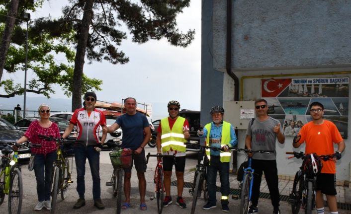 İznik’te triatlon yarışması düzenlendi