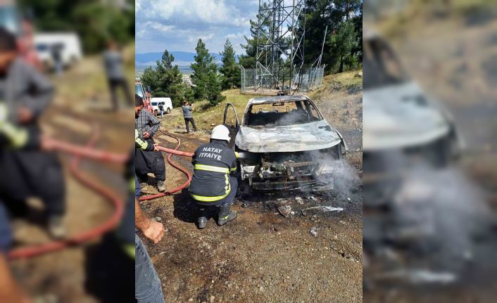 Jeneratörde başlayan yangın, pikapı kullanılmaz hale getirdi