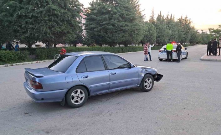 Karaman’da otomobil motosikletle çarpıştı: 1 yaralı