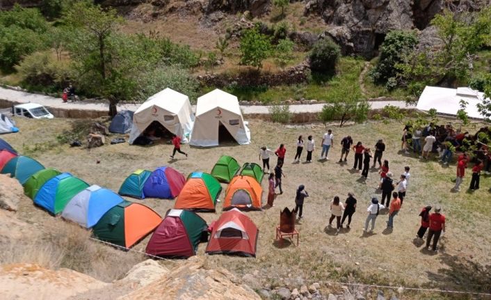 Kocasinan Gençlik Kulübü, kamp etkinliğiyle eşsiz bir gün yaşadı