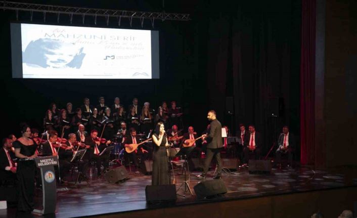 Mersin’de Aşık Mahzuni Şerif konserle anıldı