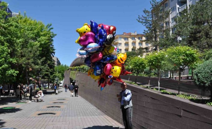 Seyyar balon satıcısı başına gelen talihsiz olayla ilgili konuştu