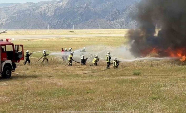 Şırnak’ta havalimanında gerçeği aratmayan tatbikat