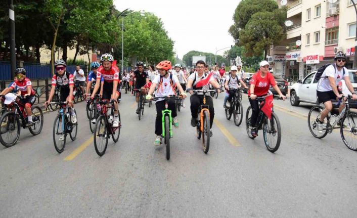 Yunusemre’de pedallar 19 mayıs için çevrildi