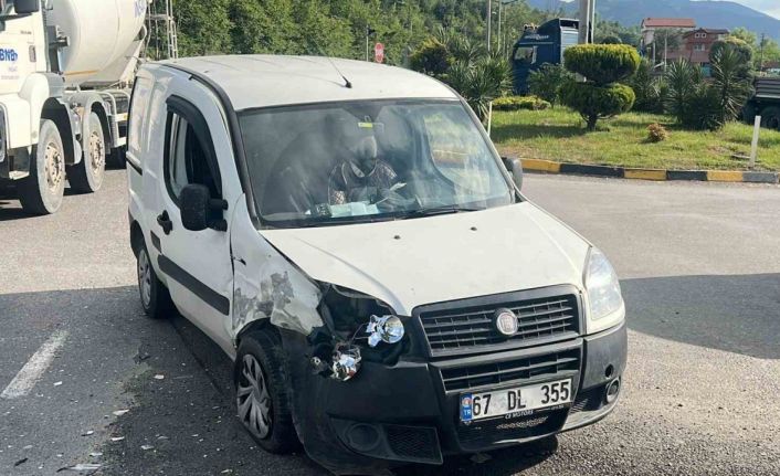 Zonguldak’ta kaza anı güvenlik kamerasına yansıdı