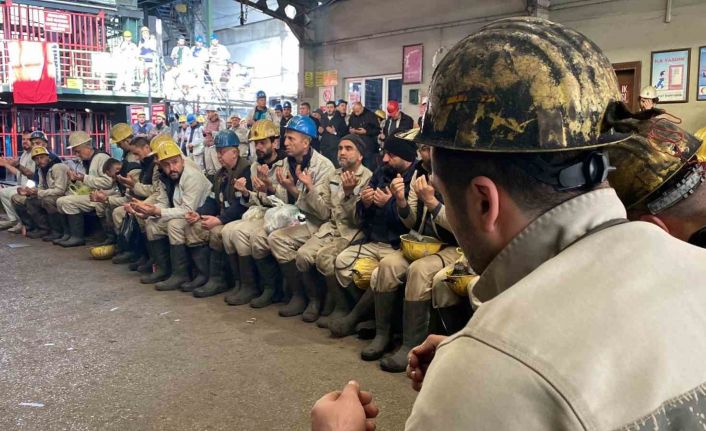 Zonguldak’ta maden işçileri; Soma’da ölen 301 maden şehidini andı