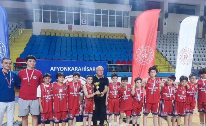 Afyonkarahisar’da basketbol müsabakaları sona erdi