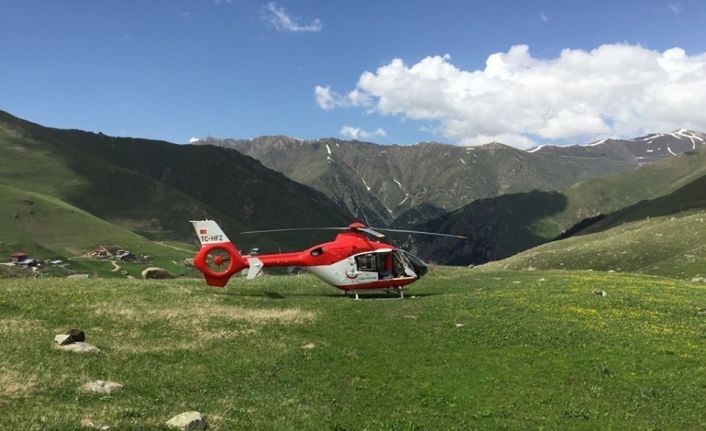 Ambulans helikopterin yayla mesaisi yaz mevsimi ile başladı