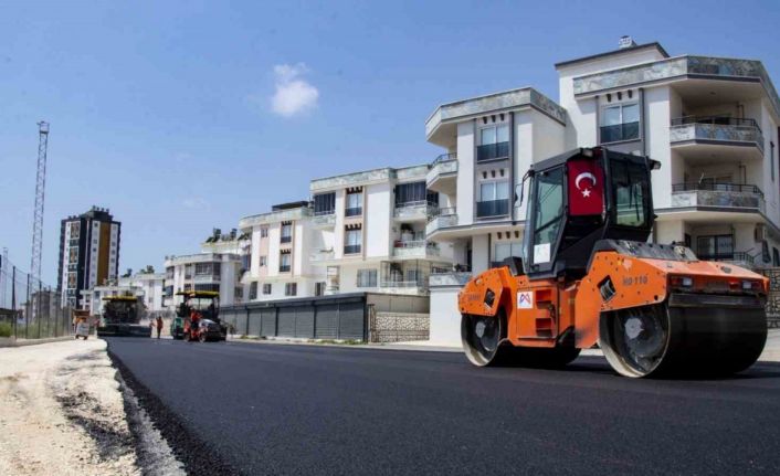 Arpaçsakarlar’da sıcak asfalt çalışması