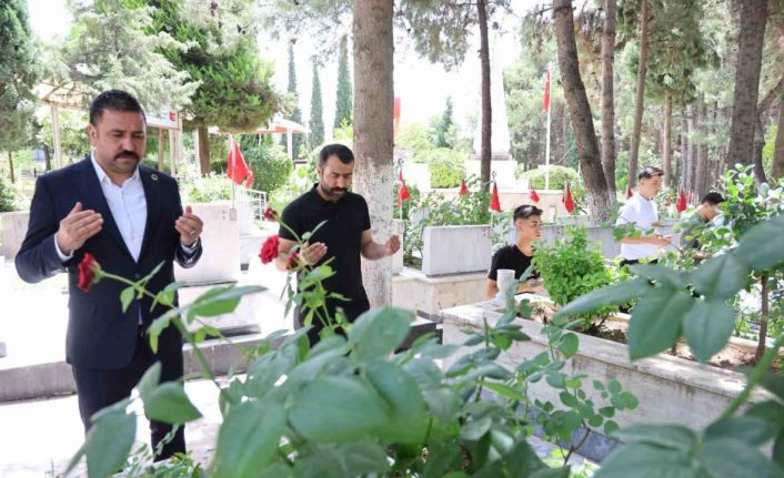 Başkan Nar, “Rabbim bizleri şehitlere layık kardeş olmayı nasip etsin”