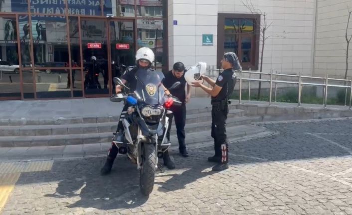 Bingöl’de 23 YKS öğrencisi, Yunus polisleri sayesinde sınava yetişti