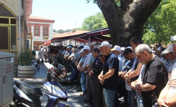 Boğularak hayatını kaybeden genç son yolculuğuna uğurlandı