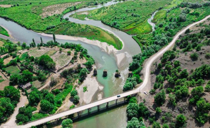 Çaldıran zaferinin tanığı Boğazkesen Köprüsü turizme kazandırılmayı bekliyor