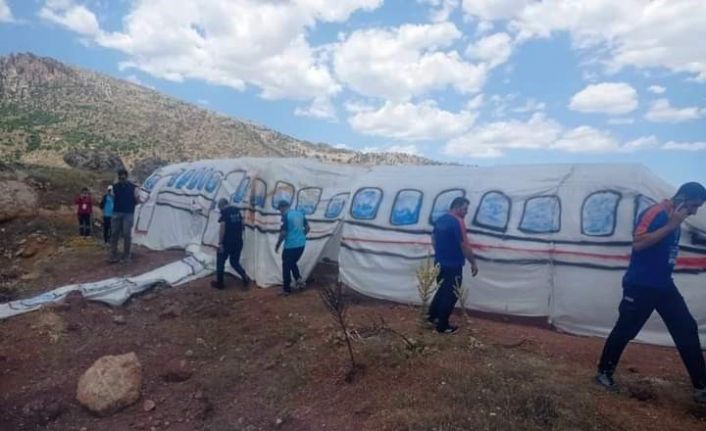 Çermik’te yapılan uçak kazası tatbikatı gerçeği aratmadı