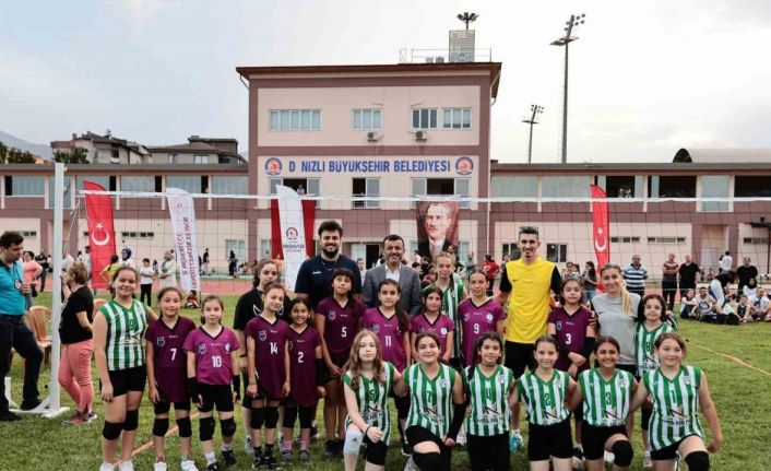 Denizli’de voleybol şenliği