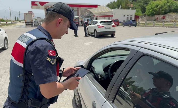 Dönüş yoluna geçen tatilcilere yönelik denetim