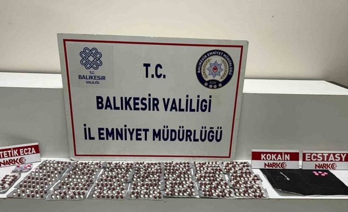 Edremit ve Ayvalık’ta narkotik operasyonu