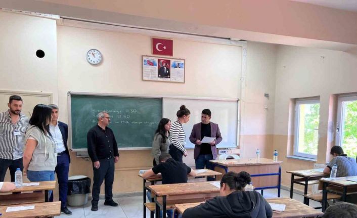 Hakkari’de 3 bin 476 öğrencinin katıldığı LGS sona erdi