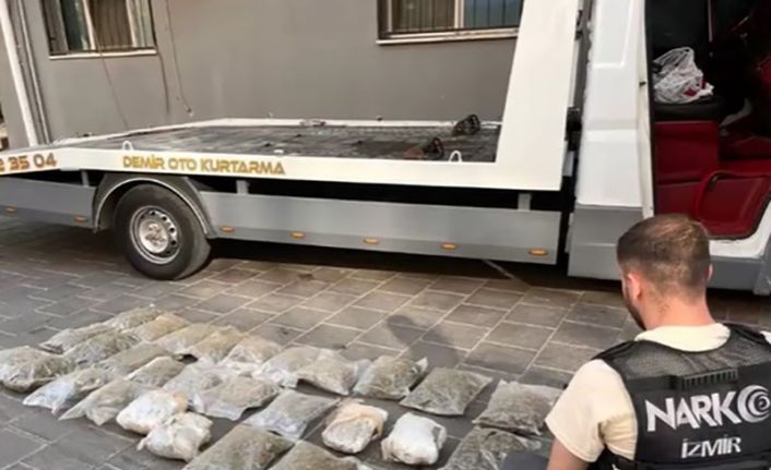 İzmir’de oto kurtarıcıdan 19 kilogramın üzerinde uyuşturucu ele geçirildi