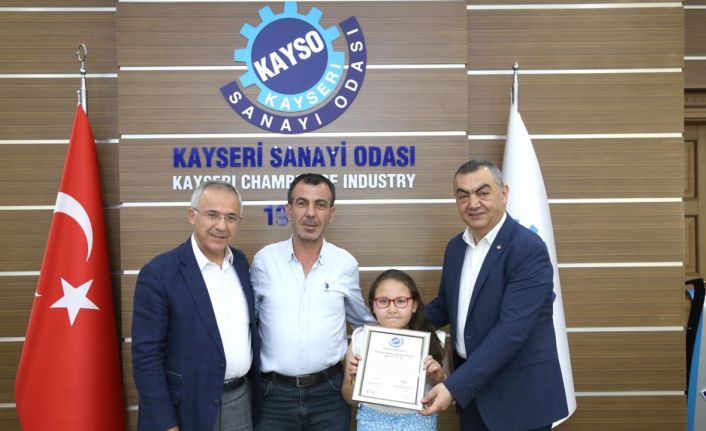 KAYSO yeni üyelerine üyelik beratlarını takdim etti