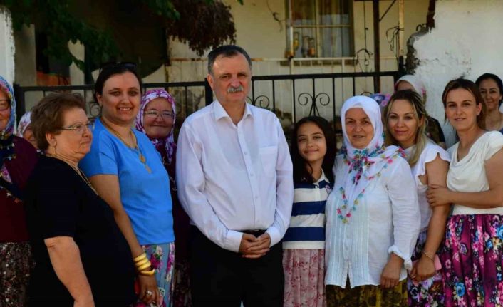 Kurban Bayramı’nı vatandaşlarla geçiren Başkan Balaban’a yoğun ilgi