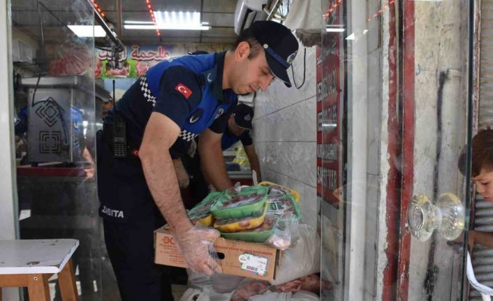 Şahinbey Belediyesi zabıta ekipleri vatandaşın sağlığı için çalışıyor