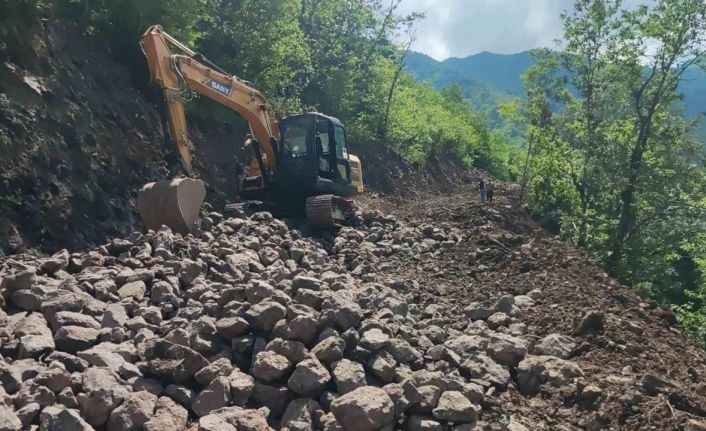 Selin vurduğu mahallelere Büyükşehir’den yeni yol