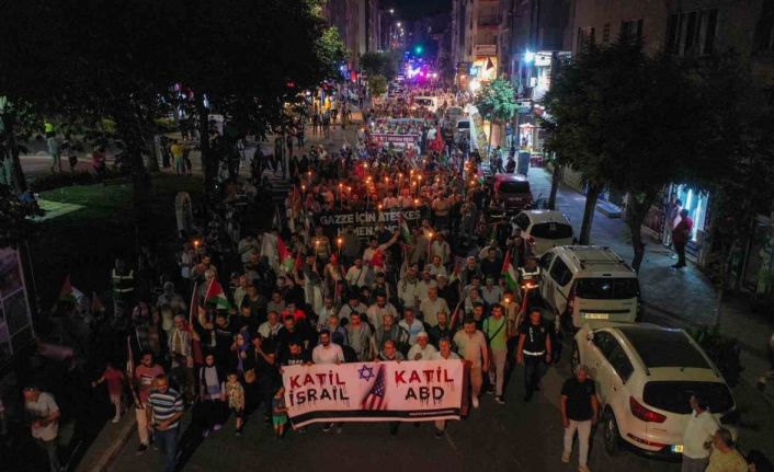 Yıldırım’da Filistin için meşaleli yürüyüş