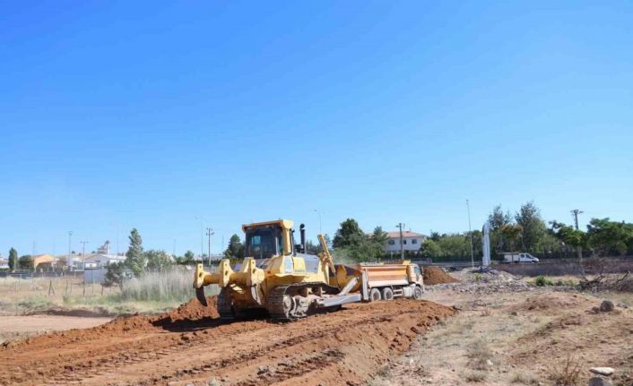 Aksaray Belediyesi mahallelerde imar yollarını açıyor