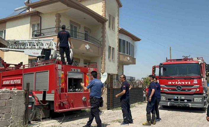 Aksaray’da ikamet yangını paniğe neden oldu