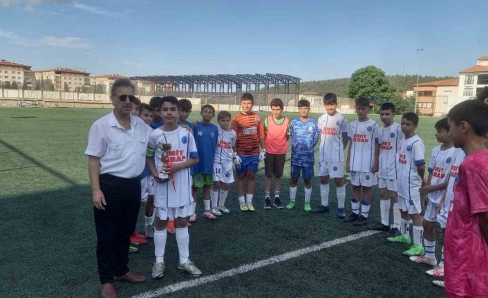 Bilecik U13 Gençler Ligi şampiyonu oldular