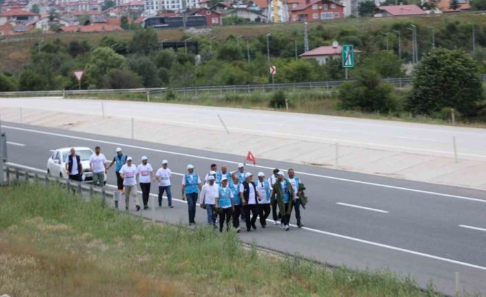 Büro Memur-Sen’in Bolu’dan Ankara’ya yürüyüşü sürüyor