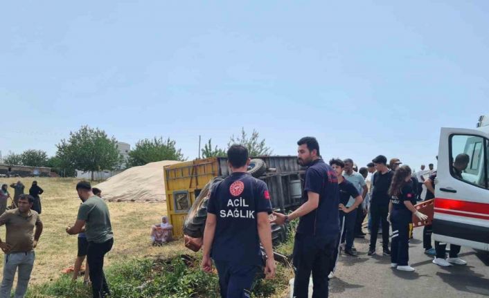 Diyarbakır’da traktör devrildi: 1 yaralı