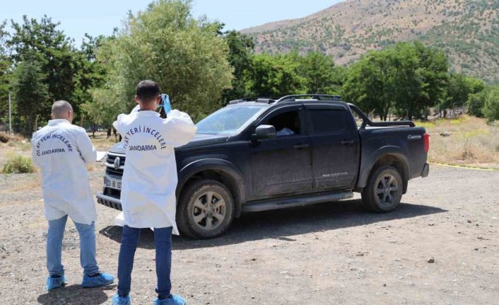 Elazığ’da bir araç içerisinde 2 kişi ölü bulundu